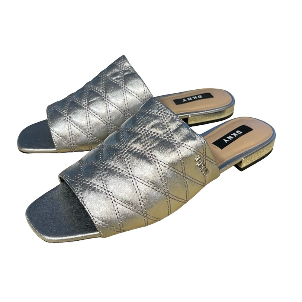 NEW DKNY Roy Silver Metallic Leather Quilted Slide Women Sz 9.5 Flat Sandals